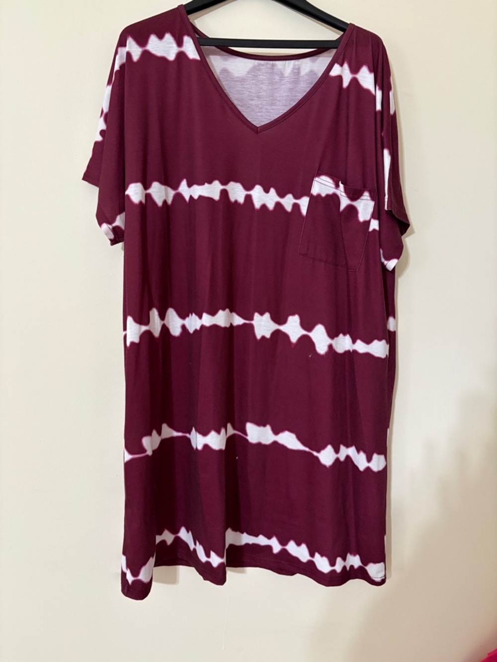 V-Neck Tie-Dye Shift Dress in Burgundy and White